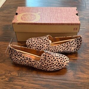 Born Leopard Print Sebra Flats